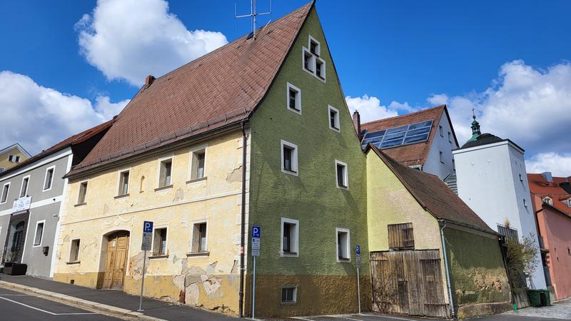 Sanierungsobjekt Neppl-Anwesen (Außenansicht)